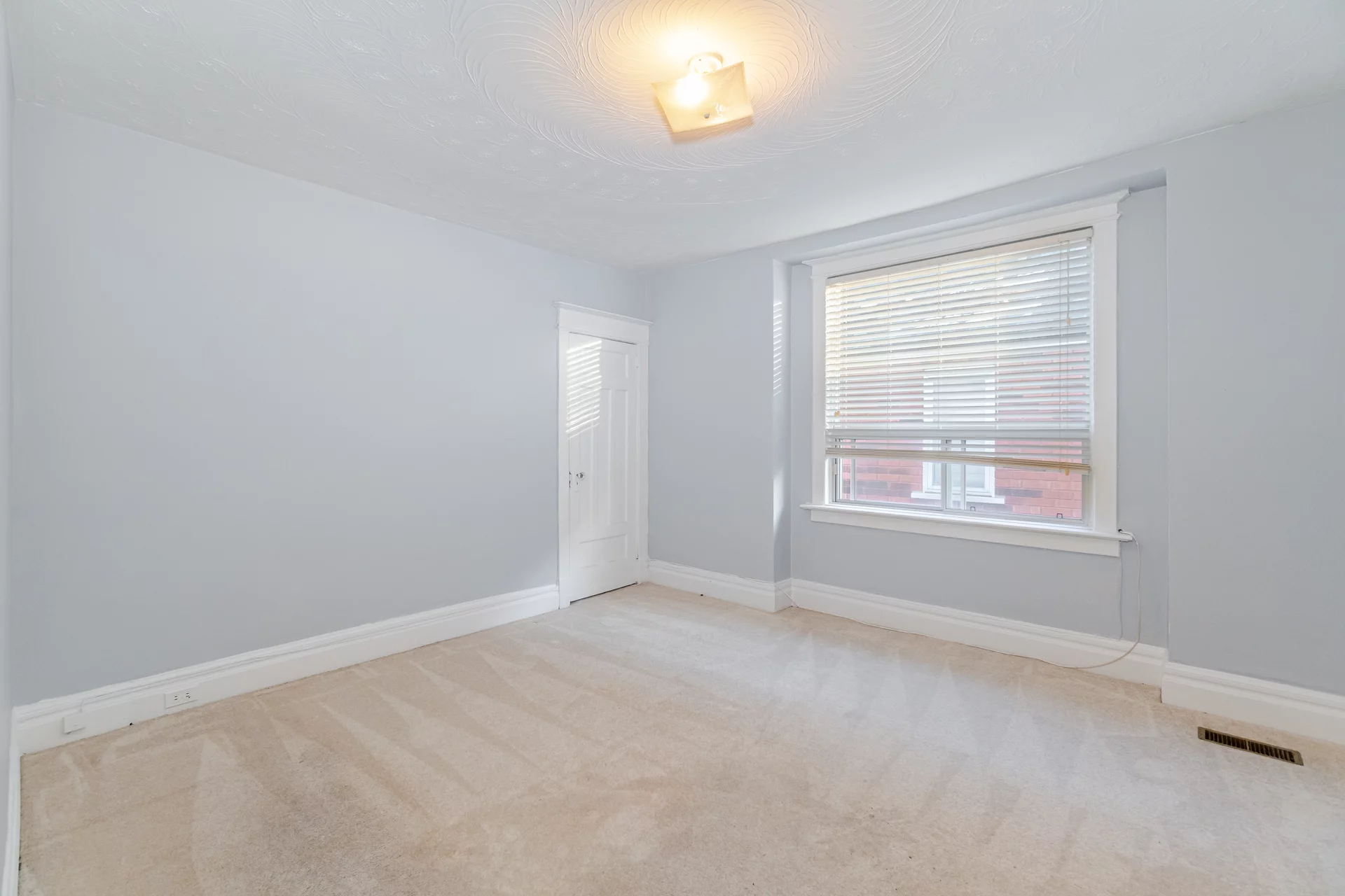 52 Hendrick Avenue, Toronto - photo 31