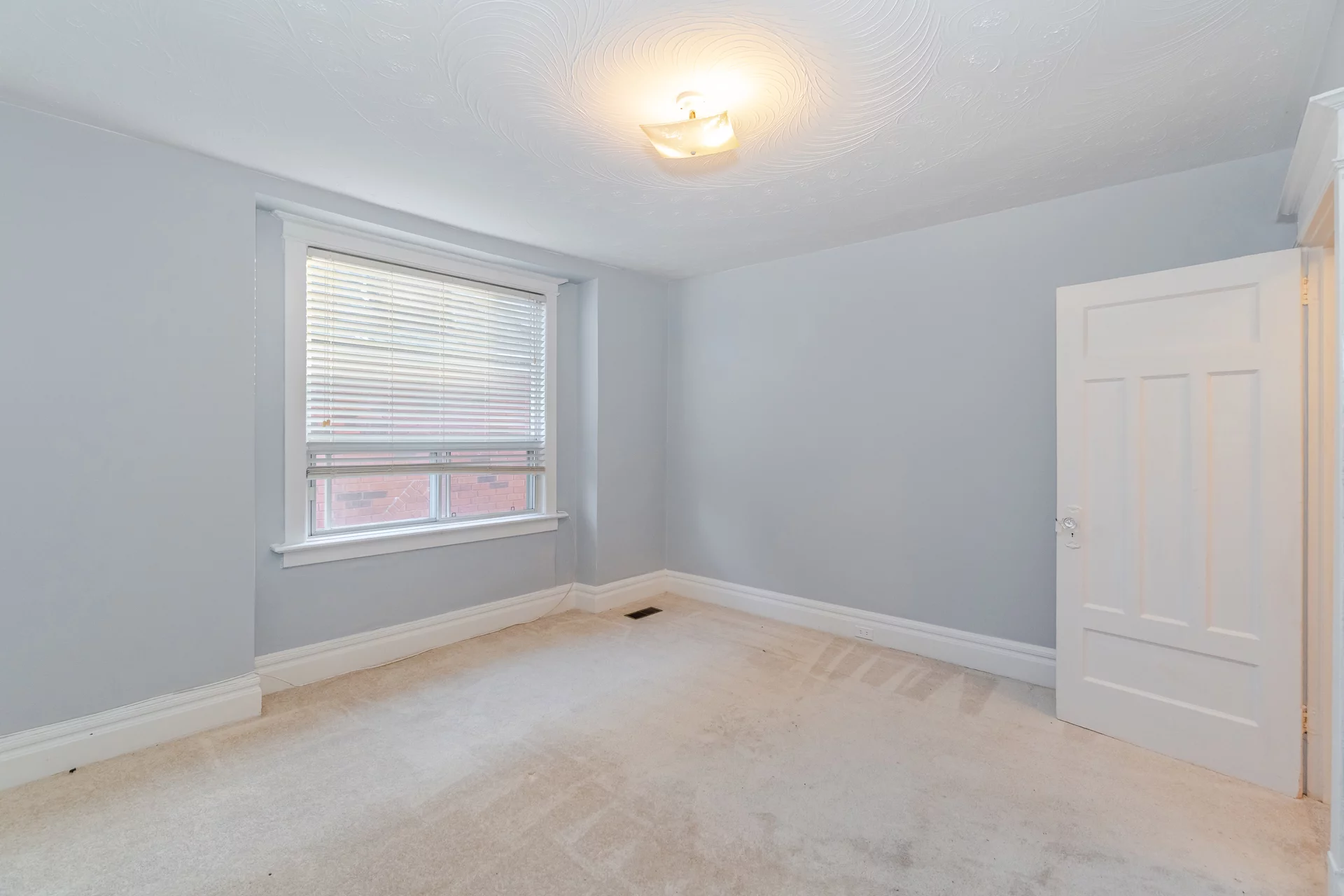 52 Hendrick Avenue, Toronto - photo 32