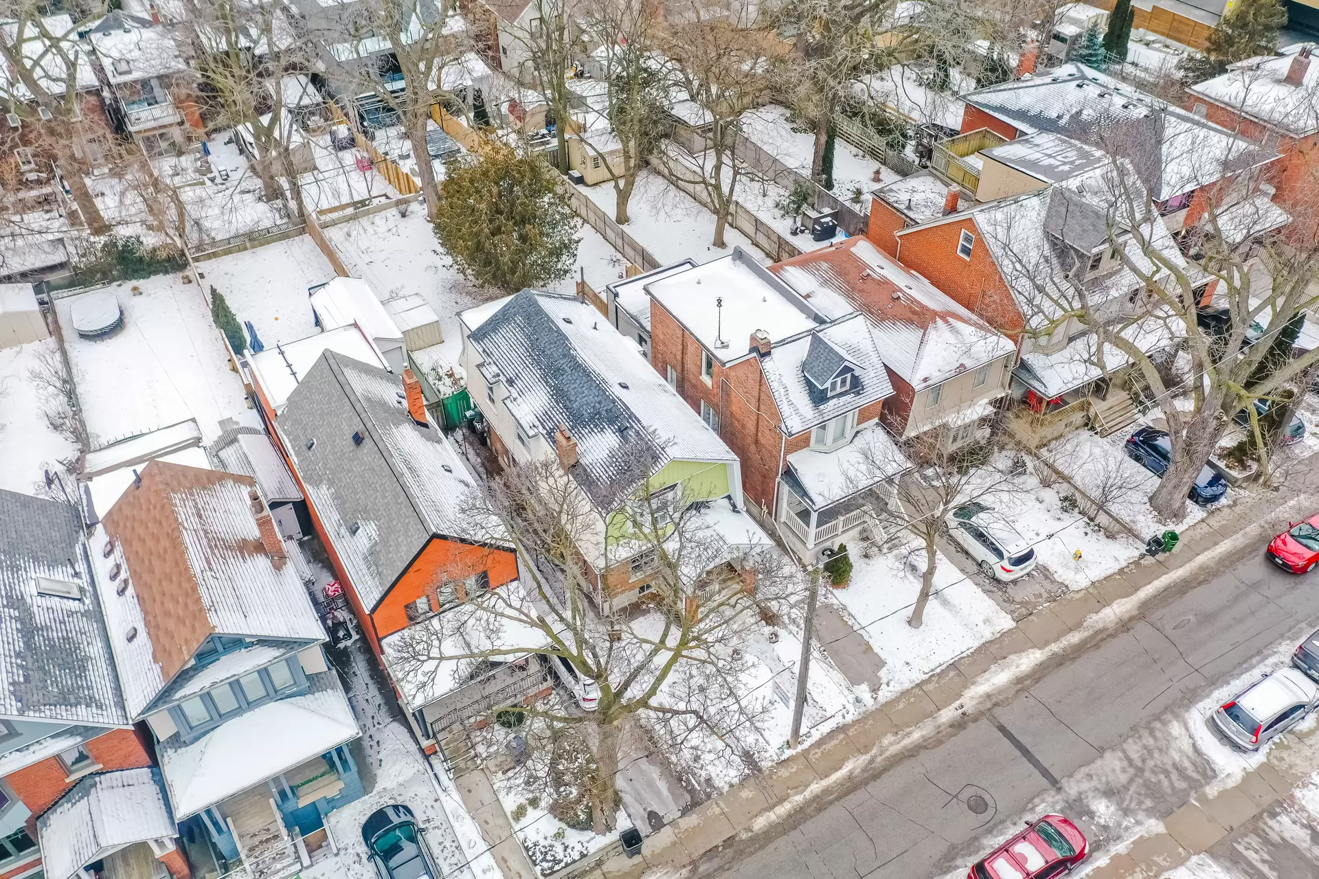 52 Hendrick Avenue, Toronto - photo 3