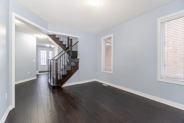 7 Exton Road, Brampton - photo 8