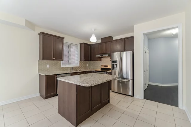 7 Exton Road, Brampton - photo 12
