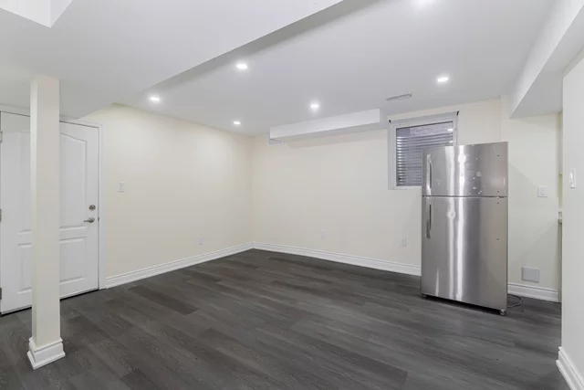 7 Exton Road, Brampton - photo 39