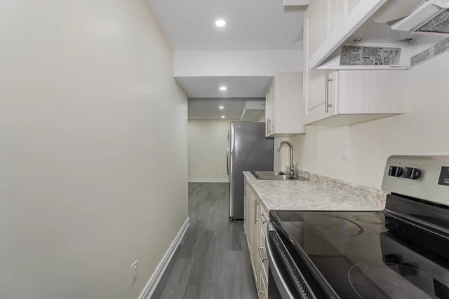 7 Exton Road, Brampton - photo 42