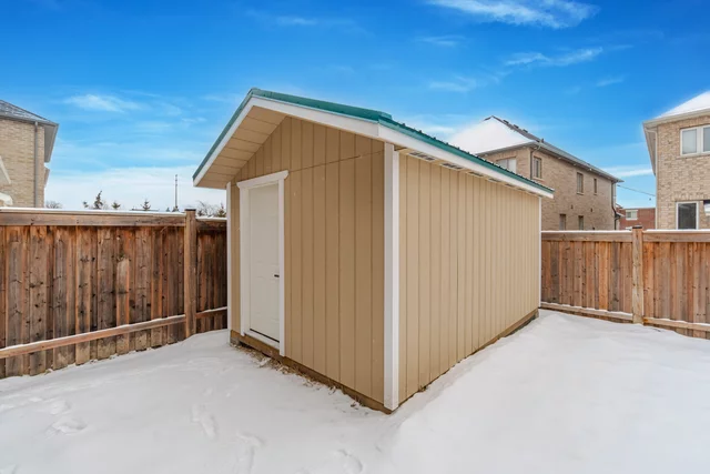 7 Exton Road, Brampton - photo 52