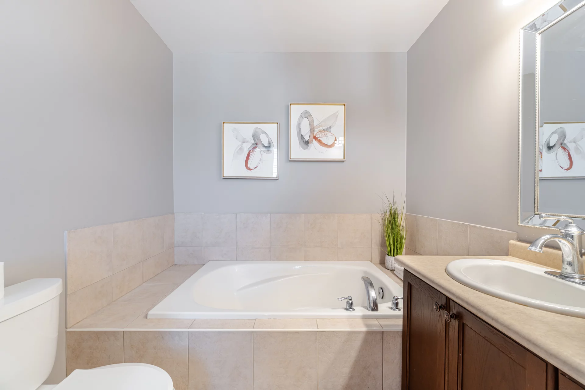 2894551