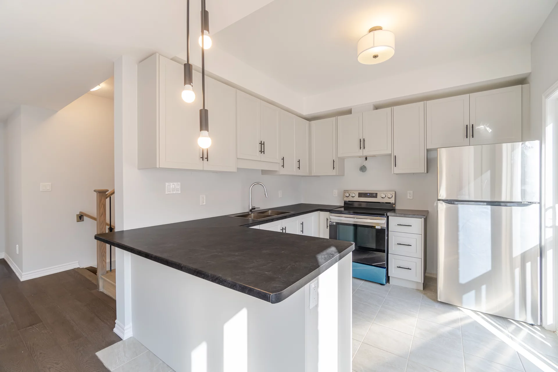 34 Renfrew Trail, Welland - photo 16