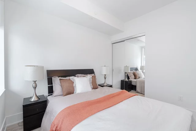#815-470 Front Street West, Toronto - photo 17