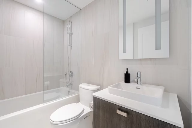 #815-470 Front Street West, Toronto - photo 19
