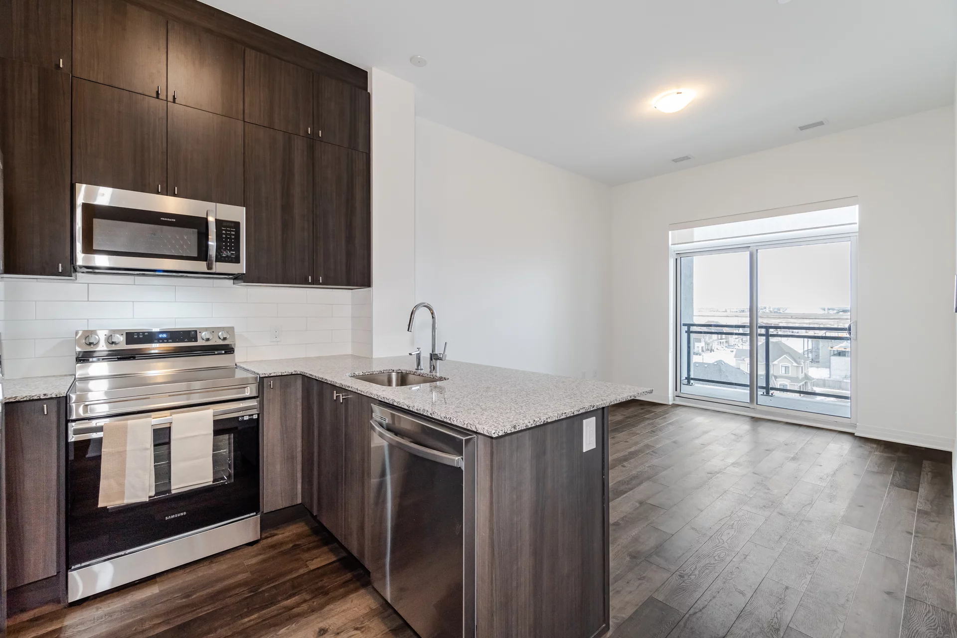 #605-460 Gordon Krantz Avenue, Milton - photo 11