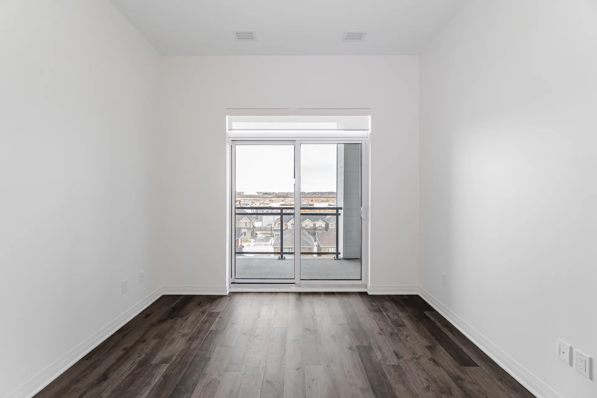 #605-460 Gordon Krantz Avenue, Milton - photo 13