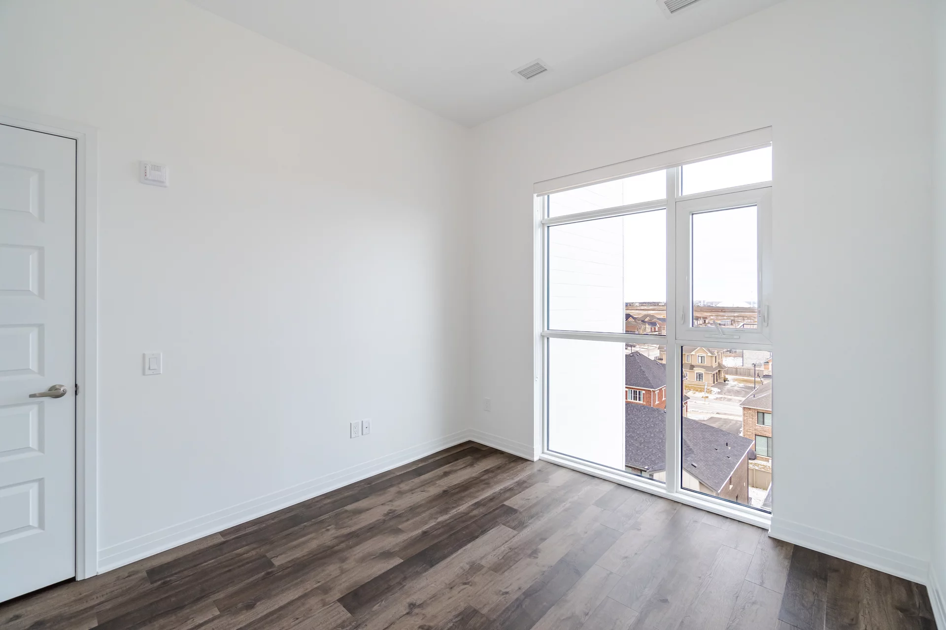 #605-460 Gordon Krantz Avenue, Milton - photo 24