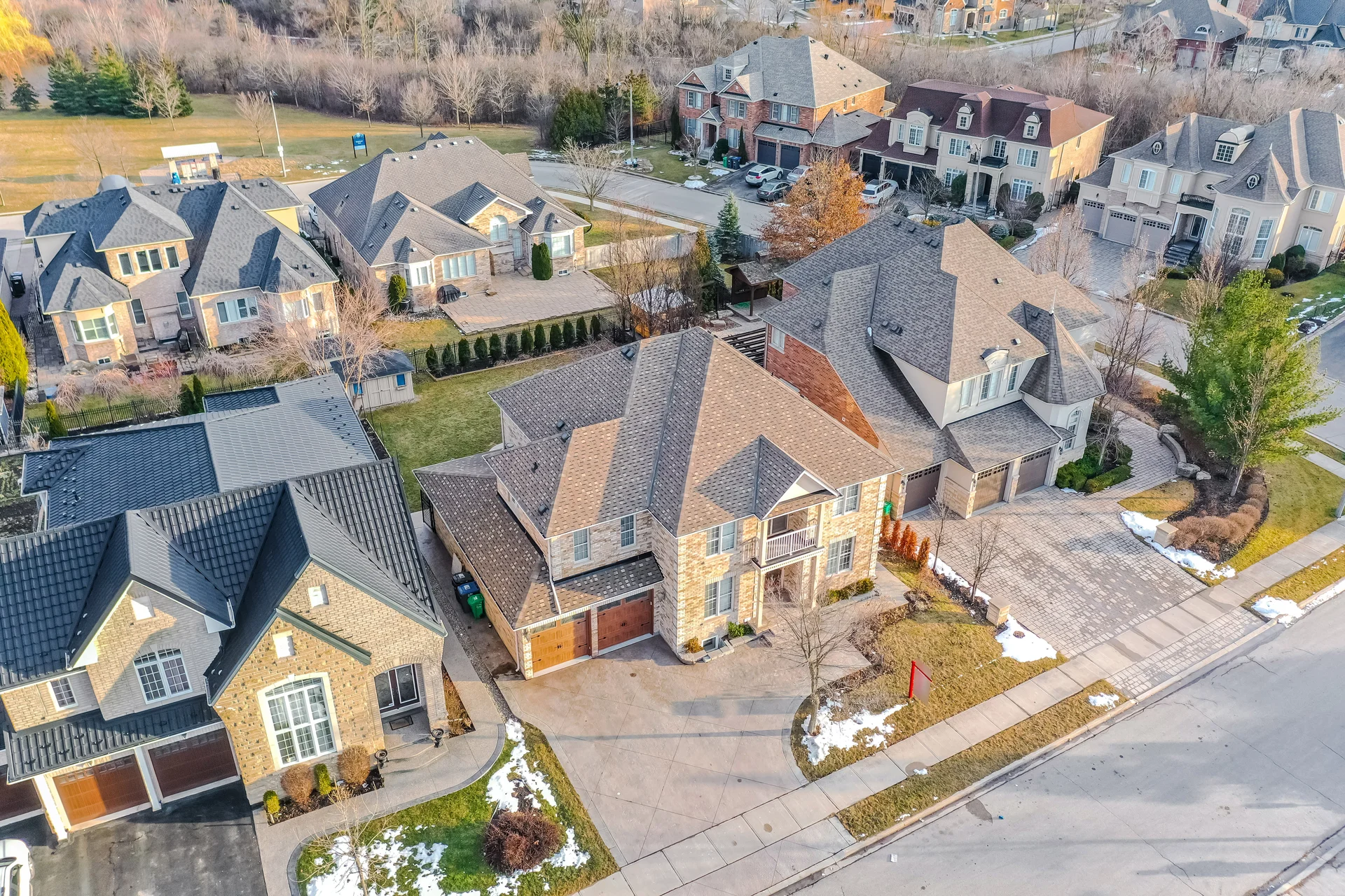 35 Louvre Circle, Brampton - photo 3