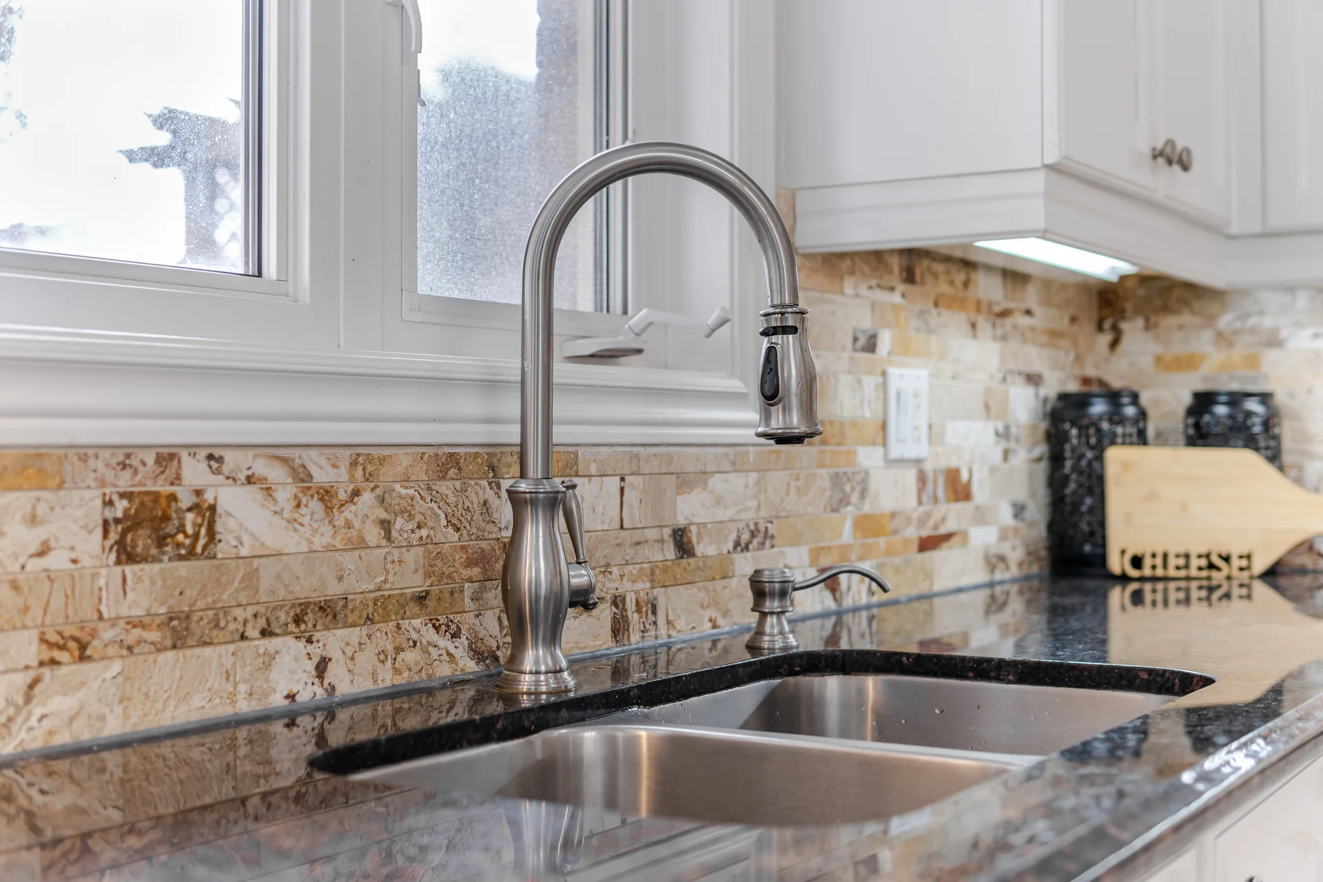 35 Louvre Circle, Brampton - photo 34