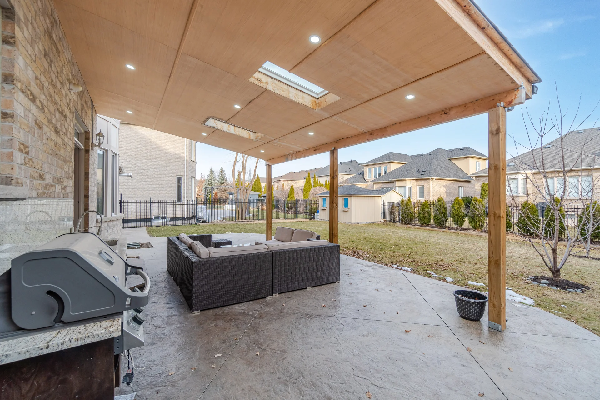 35 Louvre Circle, Brampton - photo 98