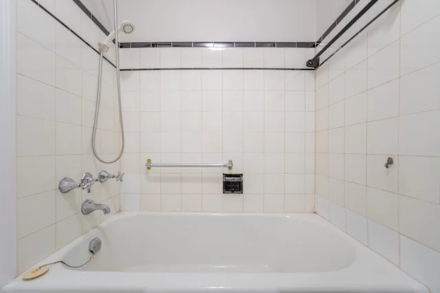 198 Gloucester Grove, Toronto - photo 30