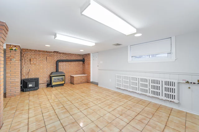 198 Gloucester Grove, Toronto - photo 41