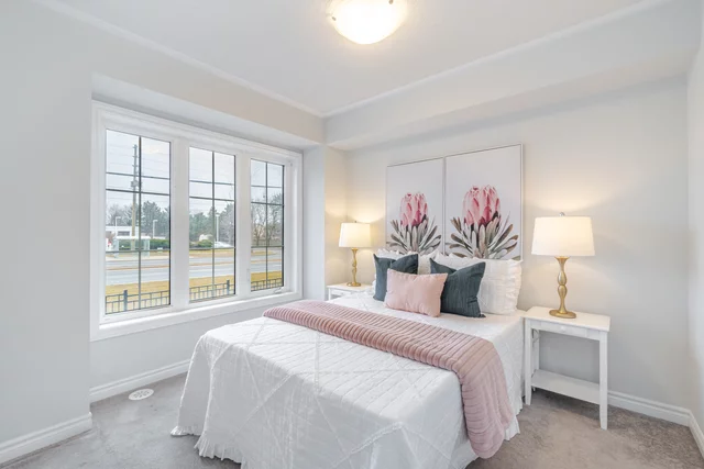 35 Porcelain Way, Whitby - photo 6