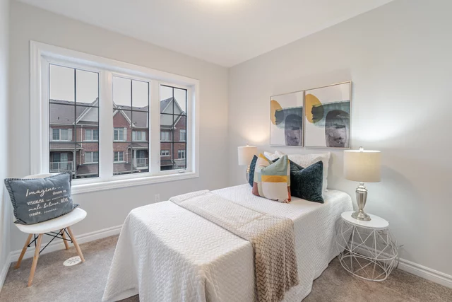 35 Porcelain Way, Whitby - photo 32