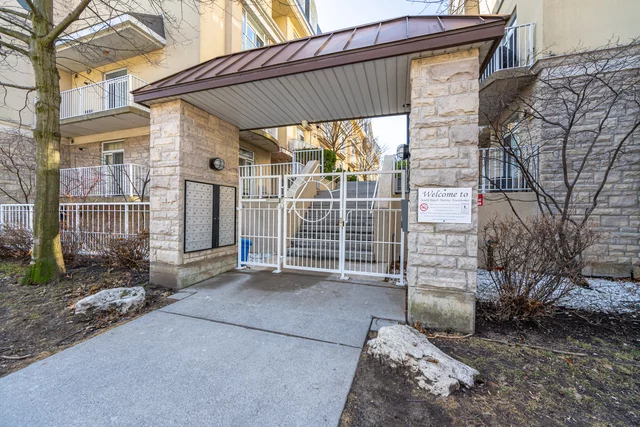 #362-32 Stadium Road, Toronto - photo 3