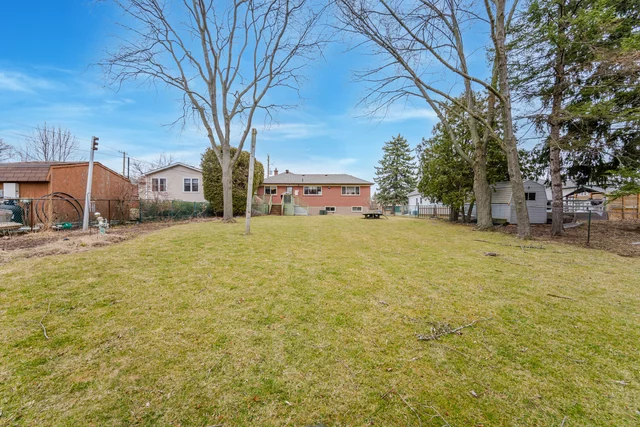 1332 Fisher Avenue, Burlington - photo 42