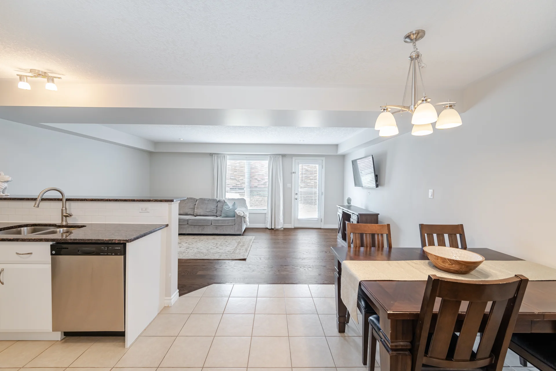 19 Summerfield Drive, Guelph - photo 7