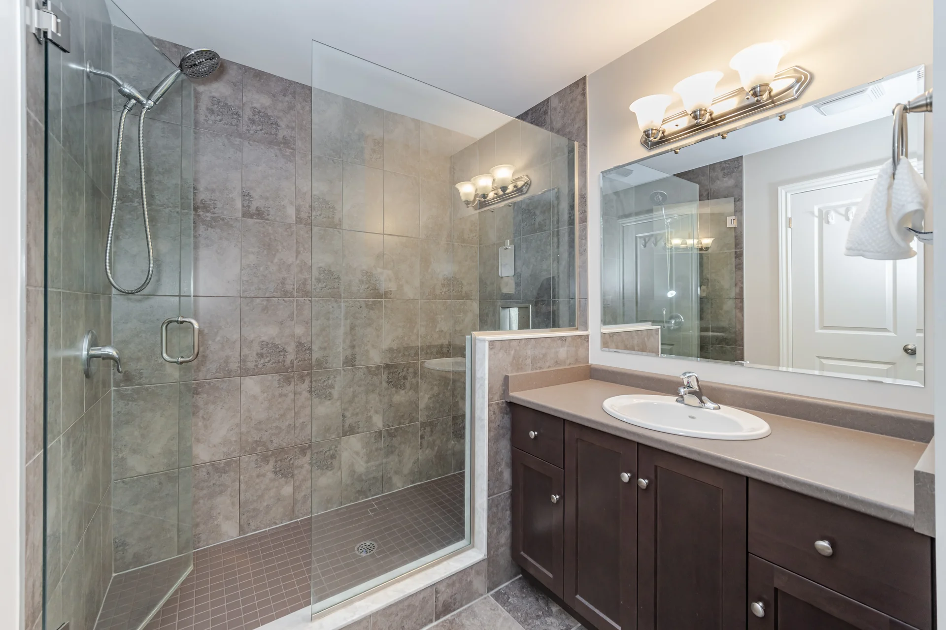 19 Summerfield Drive, Guelph - photo 24