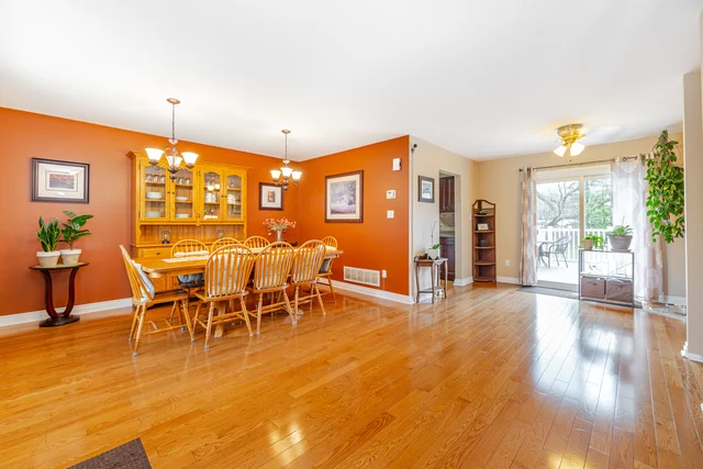 57 Hambly Avenue, King City - photo 6