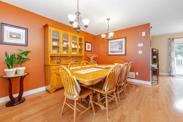 57 Hambly Avenue, King City - photo 9