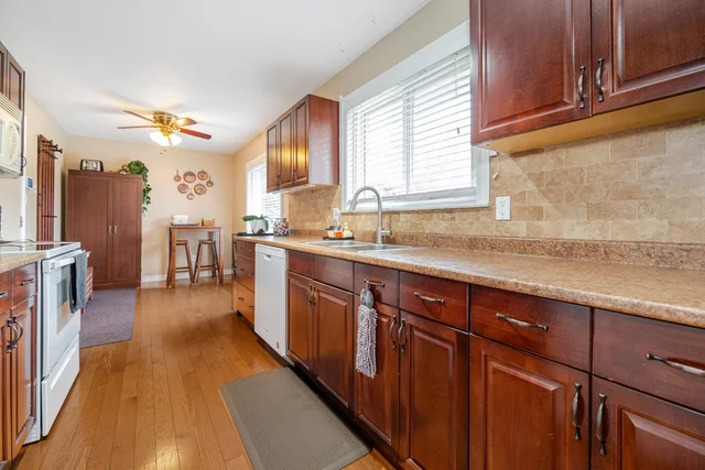 57 Hambly Avenue, King City - photo 14