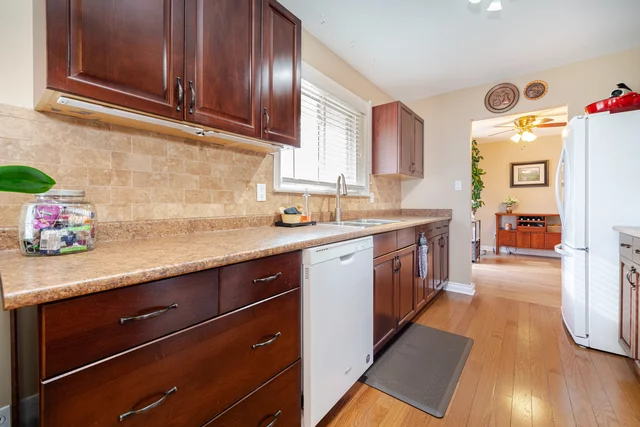 57 Hambly Avenue, King City - photo 18