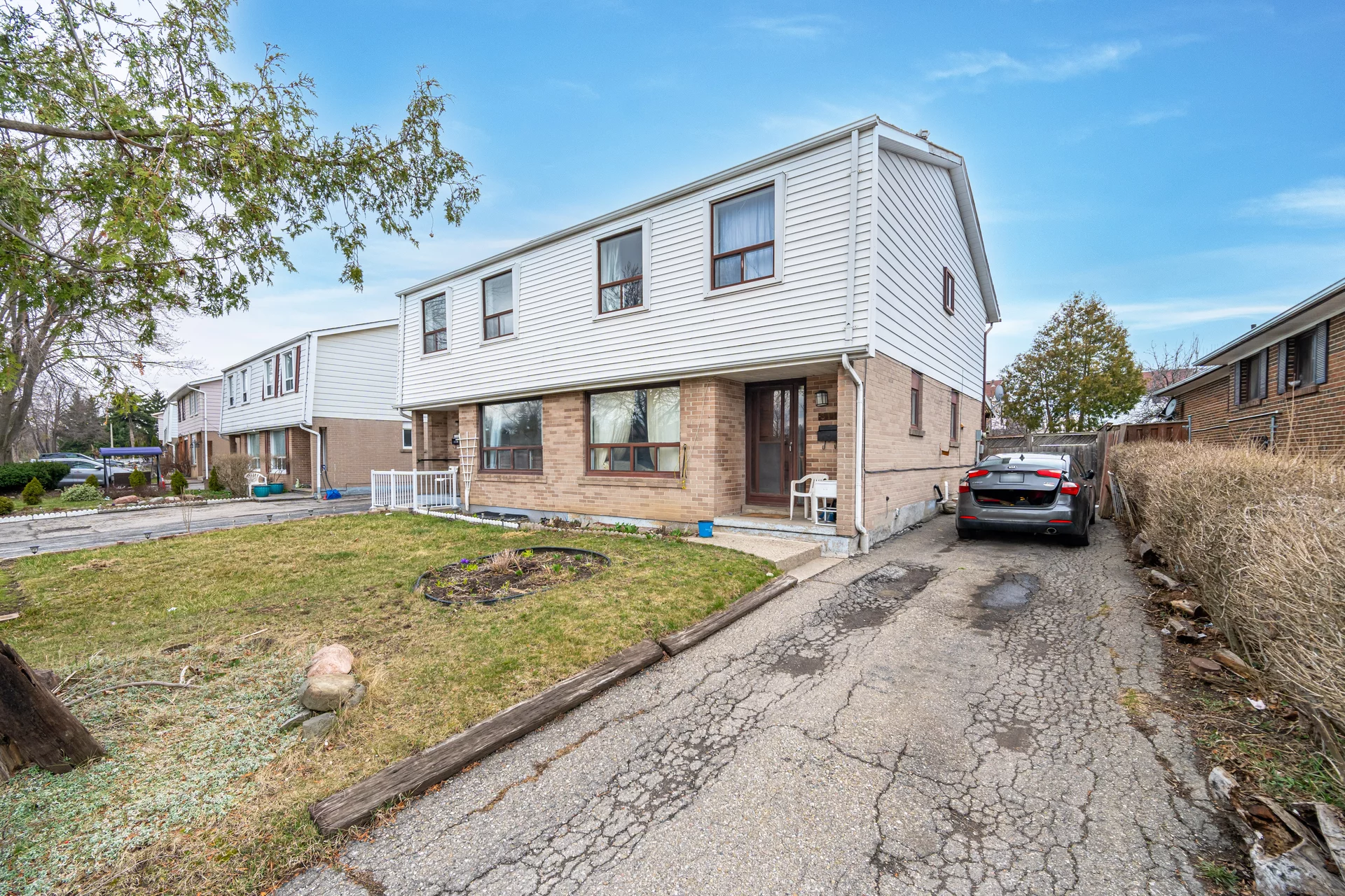 3114 Redbank Crescent, Mississauga - photo 3