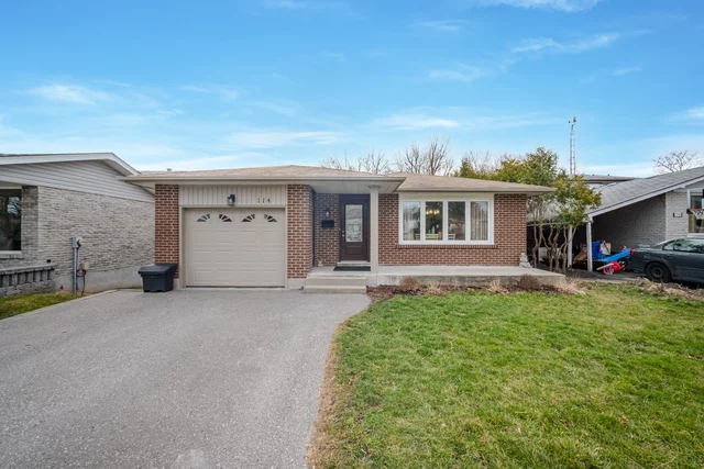 114 Martindale Street, Oshawa - photo 2