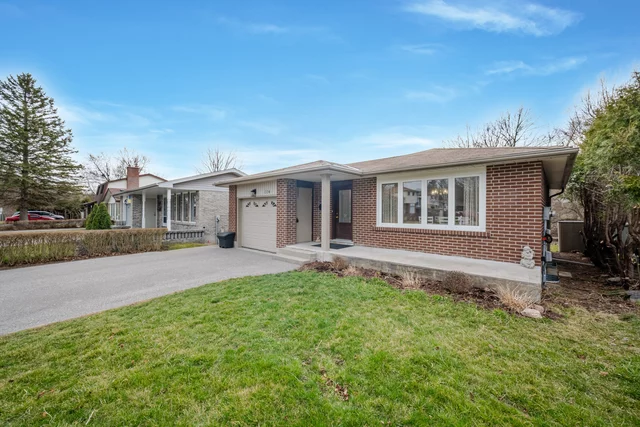 114 Martindale Street, Oshawa - photo 3