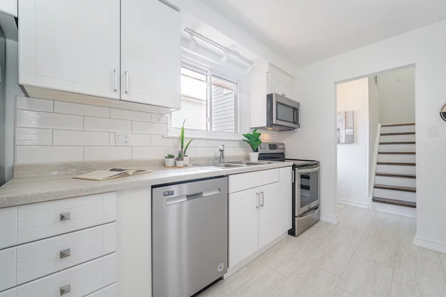 114 Martindale Street, Oshawa - photo 20