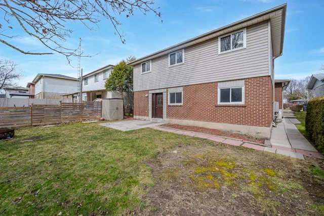 114 Martindale Street, Oshawa - photo 73
