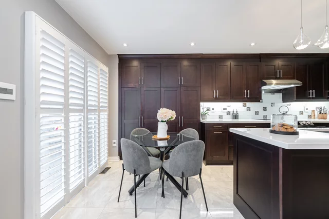 7337 Lowville Heights, Mississauga - photo 16