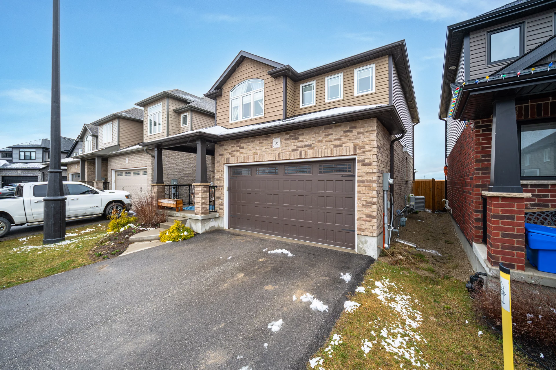 16 Sparrow Crescent, Grand Valley - photo 4