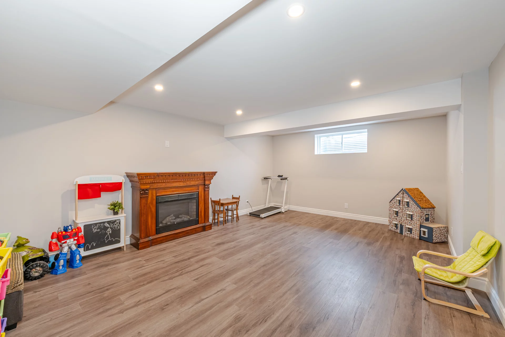 16 Sparrow Crescent, Grand Valley - photo 37