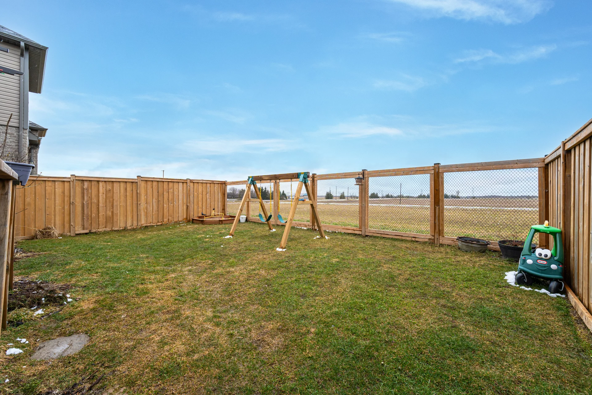 16 Sparrow Crescent, Grand Valley - photo 46