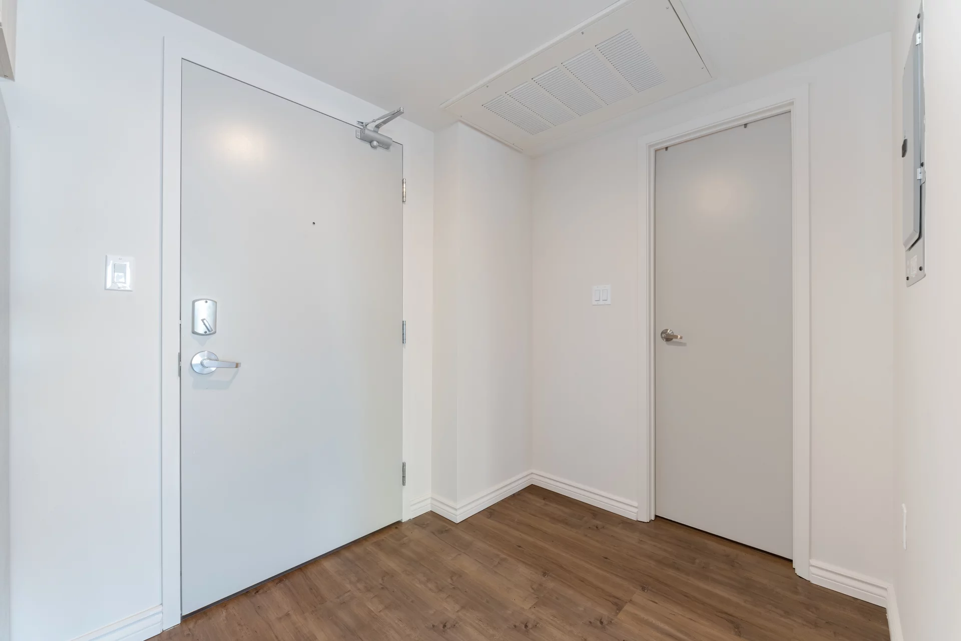 #202-275 Larch Street, Waterloo - photo 5