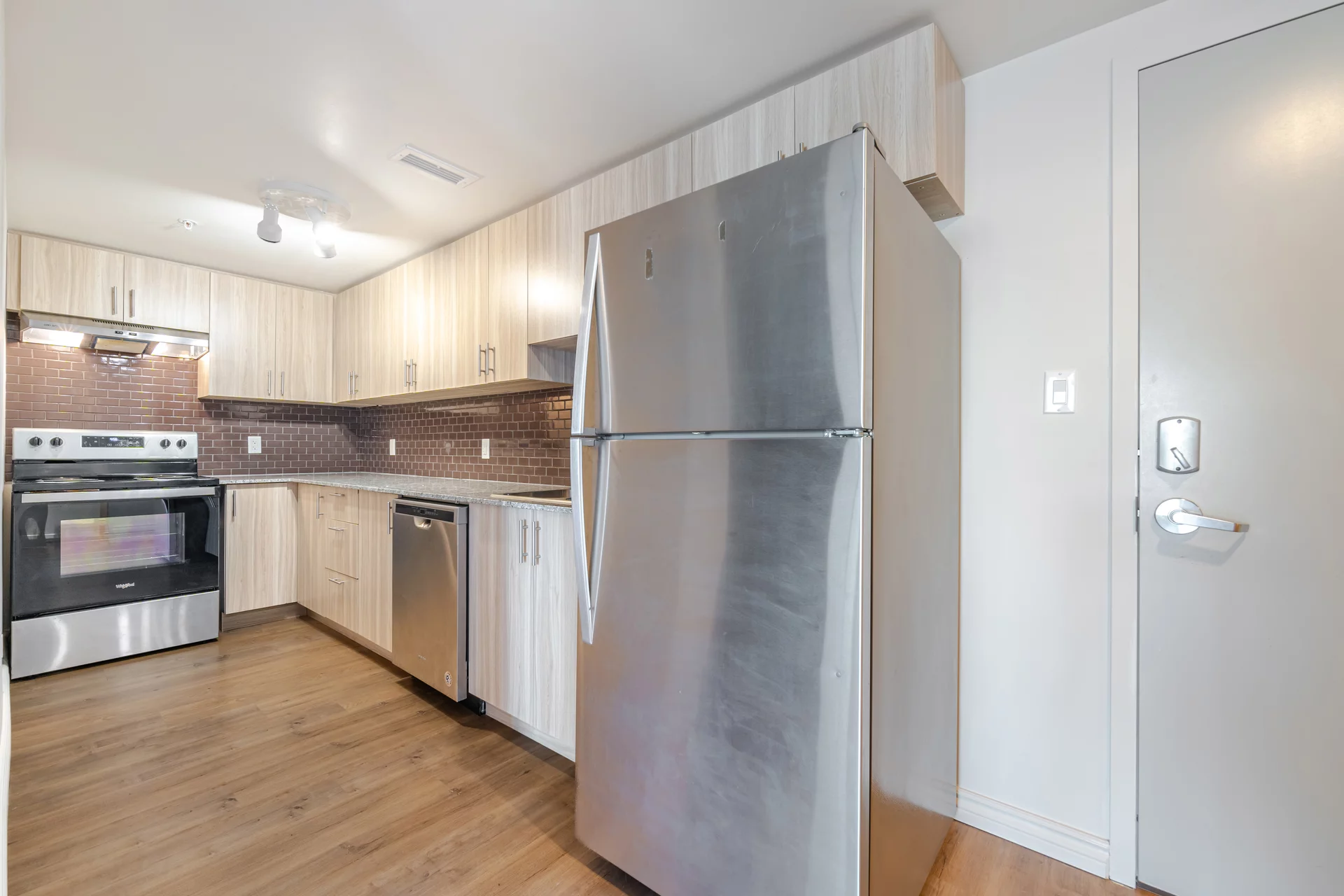 #202-275 Larch Street, Waterloo - photo 7