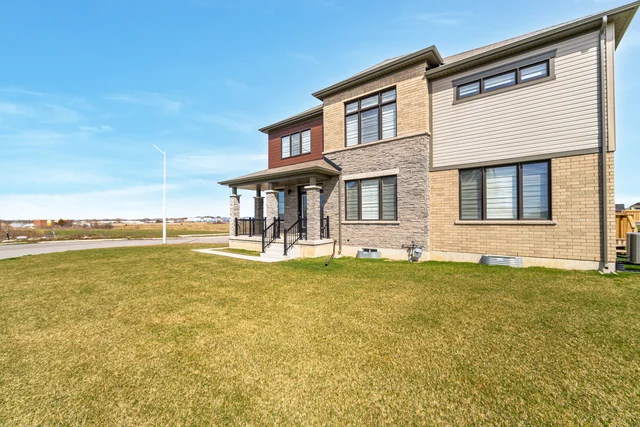 129 Explorer Way, Thorold - photo 6