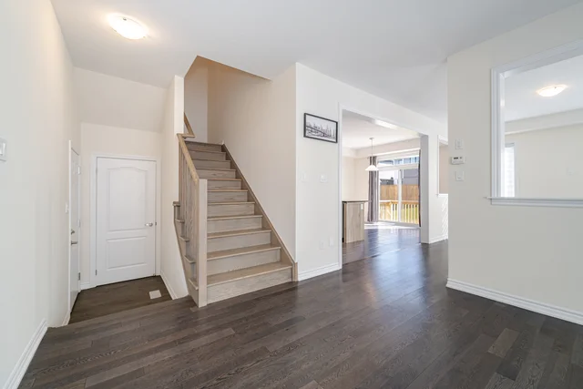 129 Explorer Way, Thorold - photo 38