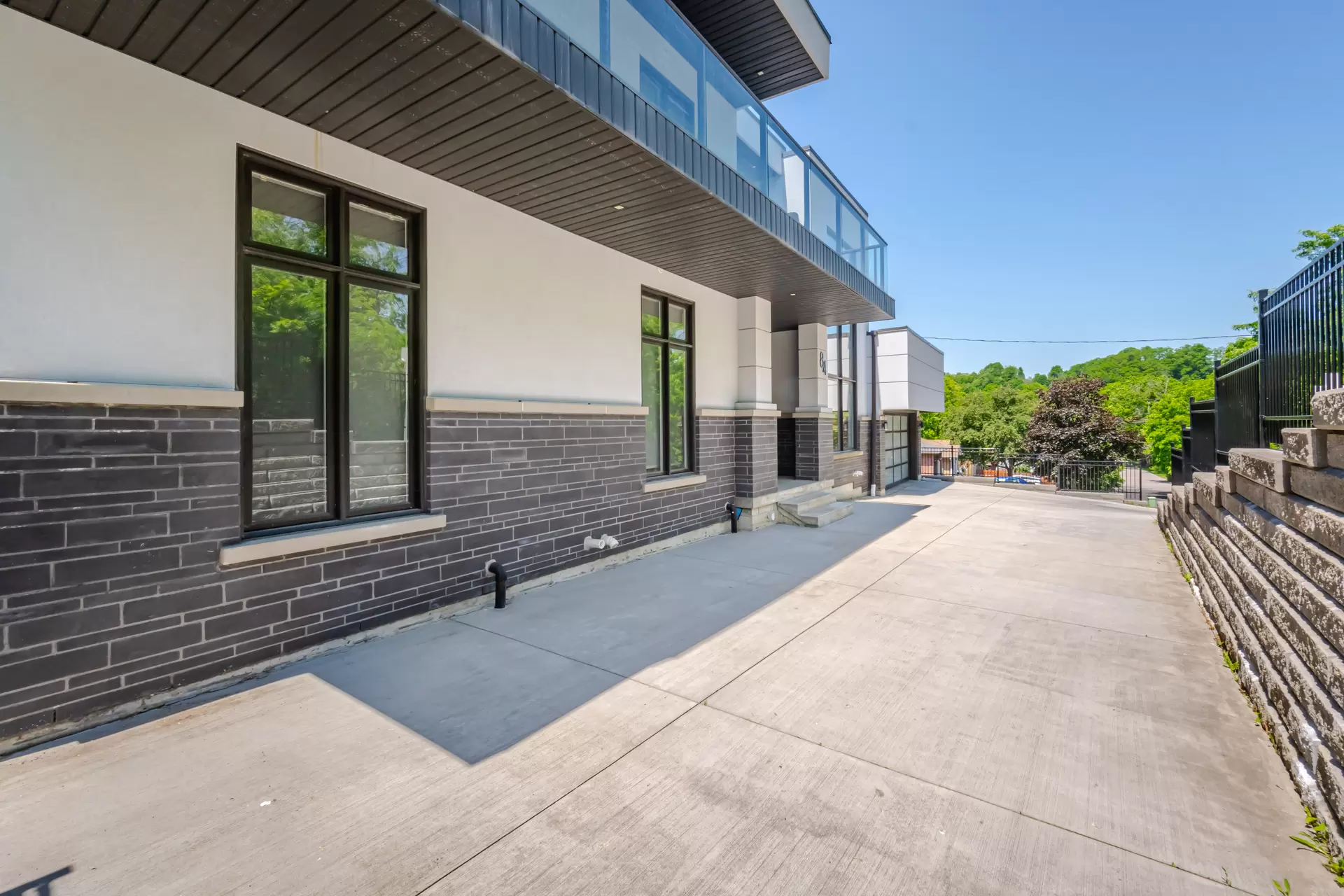 84 Sackville Street, Bolton - photo 5