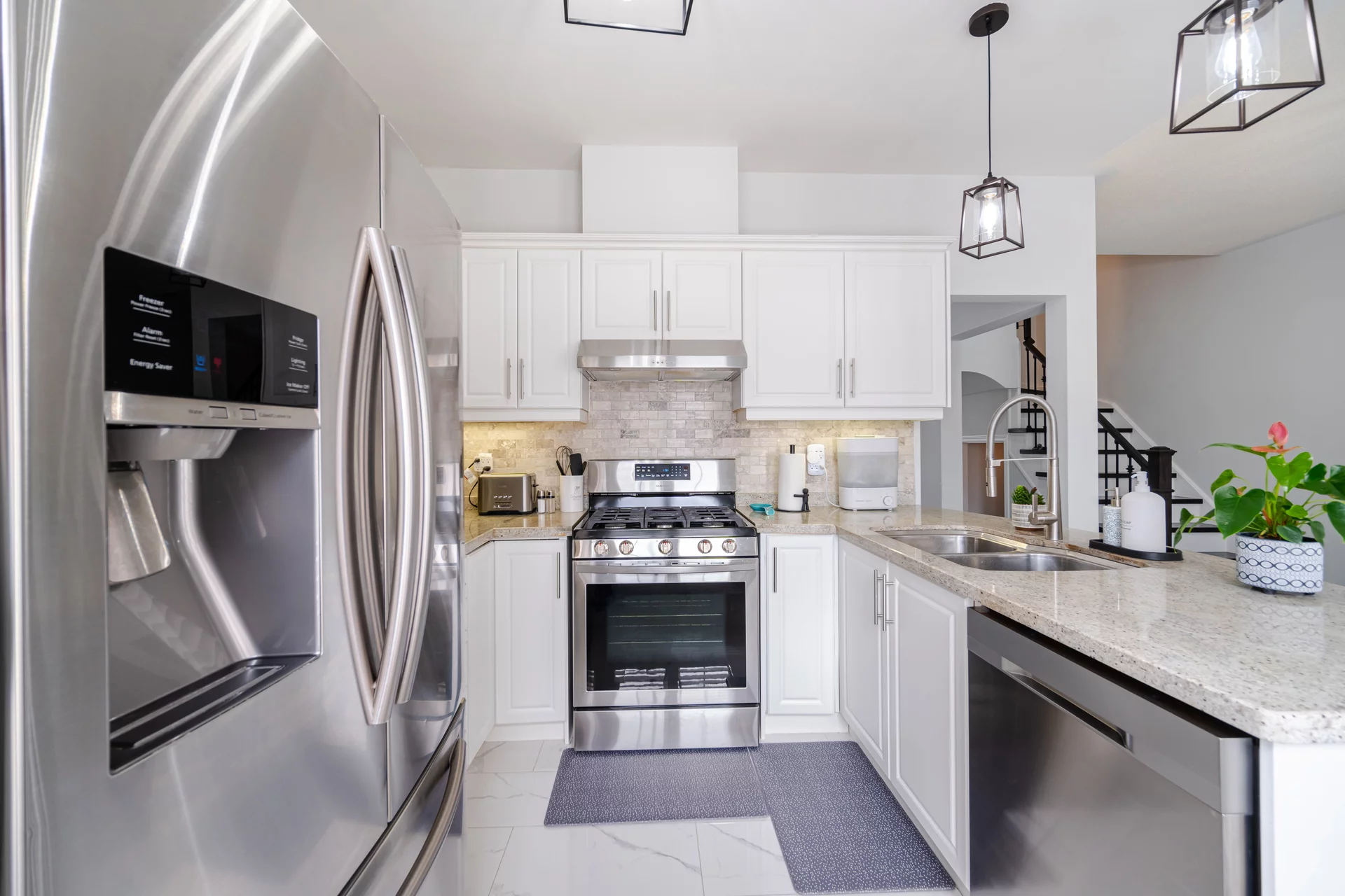 3466 Eglinton Avenue West, Mississauga - photo 18