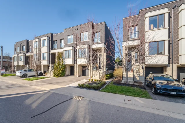 270 Vellwood Common, Oakville - photo 3