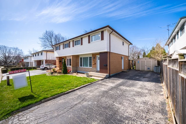 1300 Nottingham Avenue, Burlington - photo 3