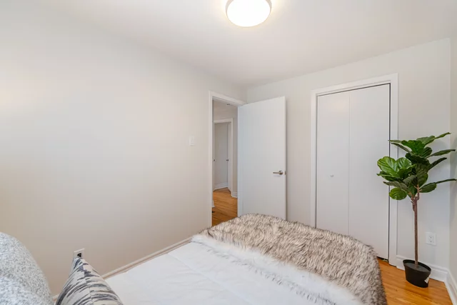 1300 Nottingham Avenue, Burlington - photo 27