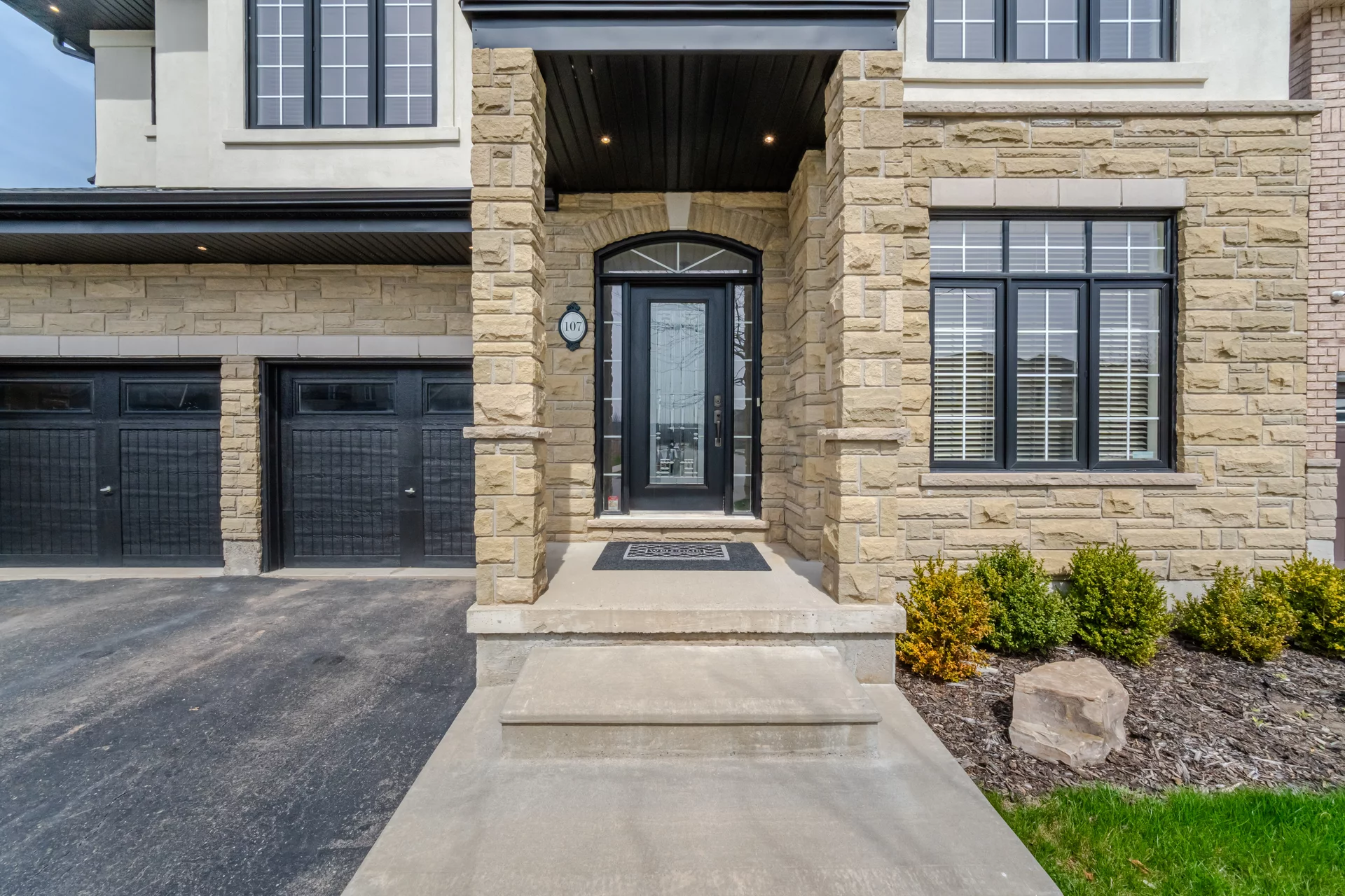 107 Galileo Drive, Stoney Creek - photo 12