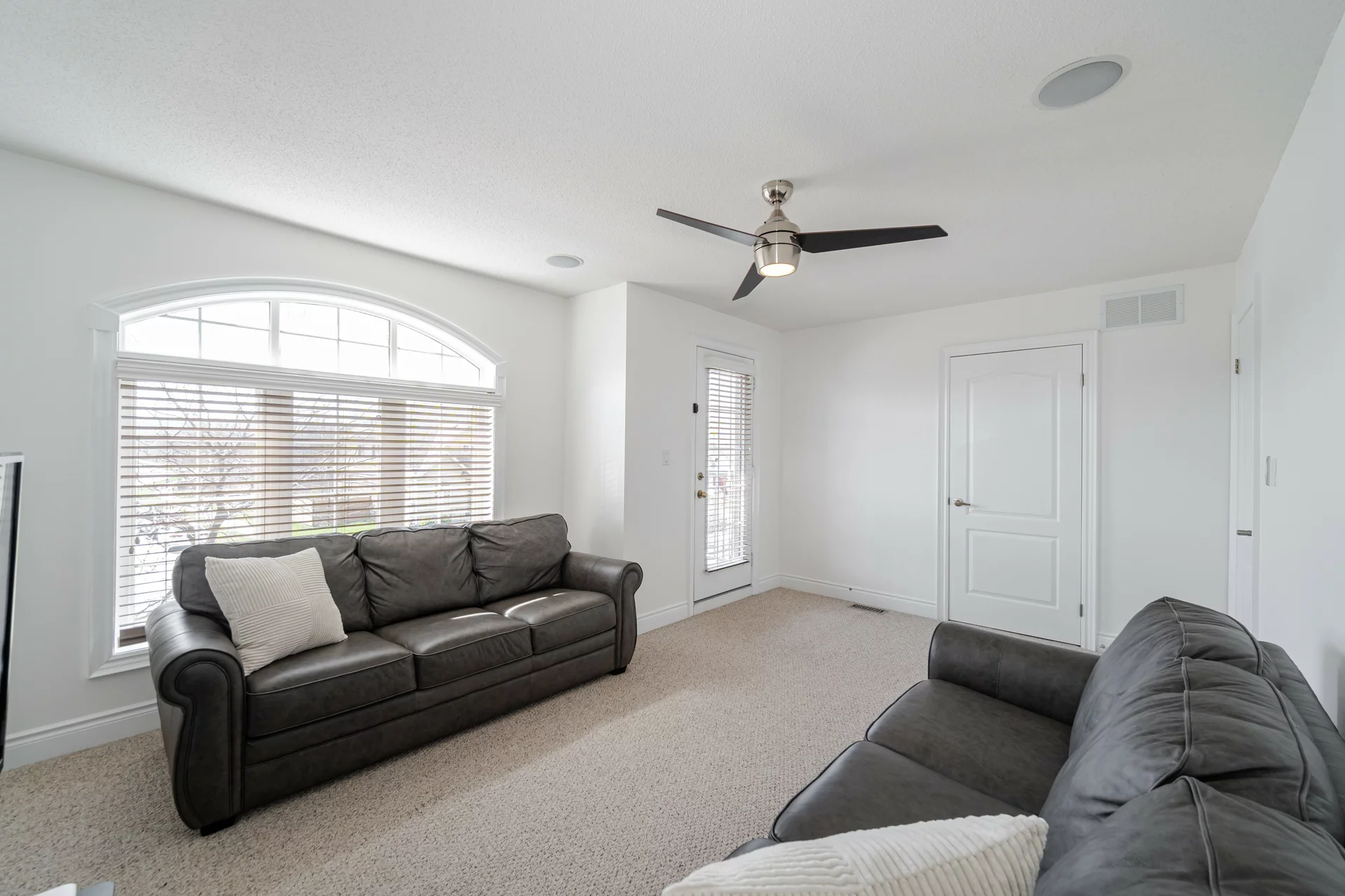 107 Galileo Drive, Stoney Creek - photo 50